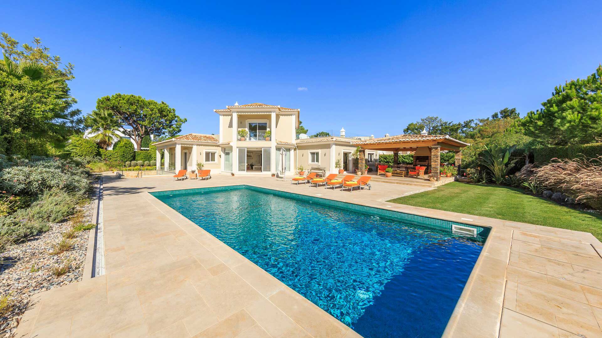Keurea, luxury villa for rent in quinta do lago in algarve