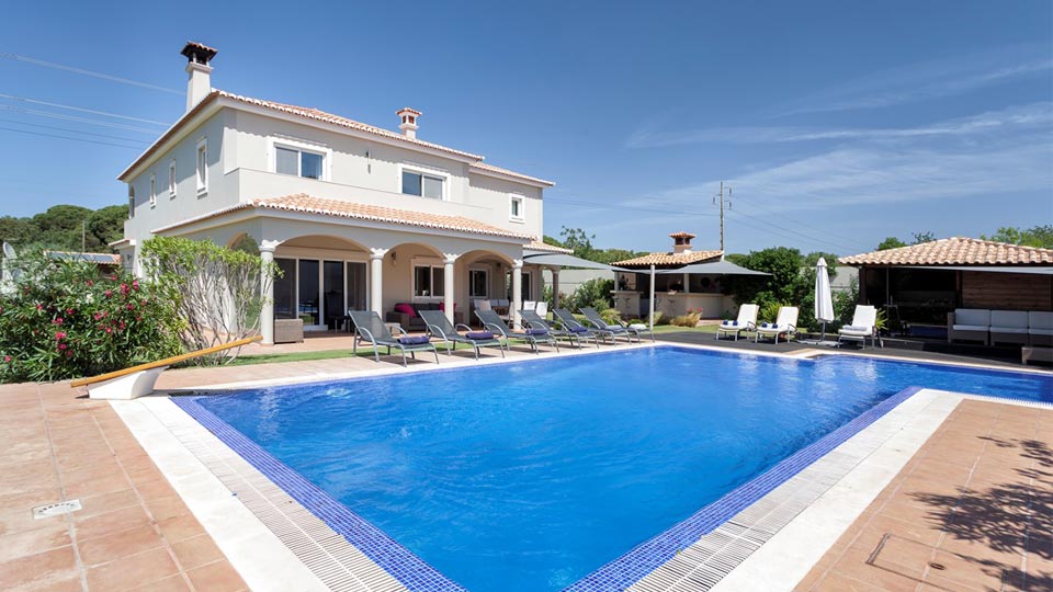 Rosinca, luxury villa for rent at Vale do Lobo in algarve