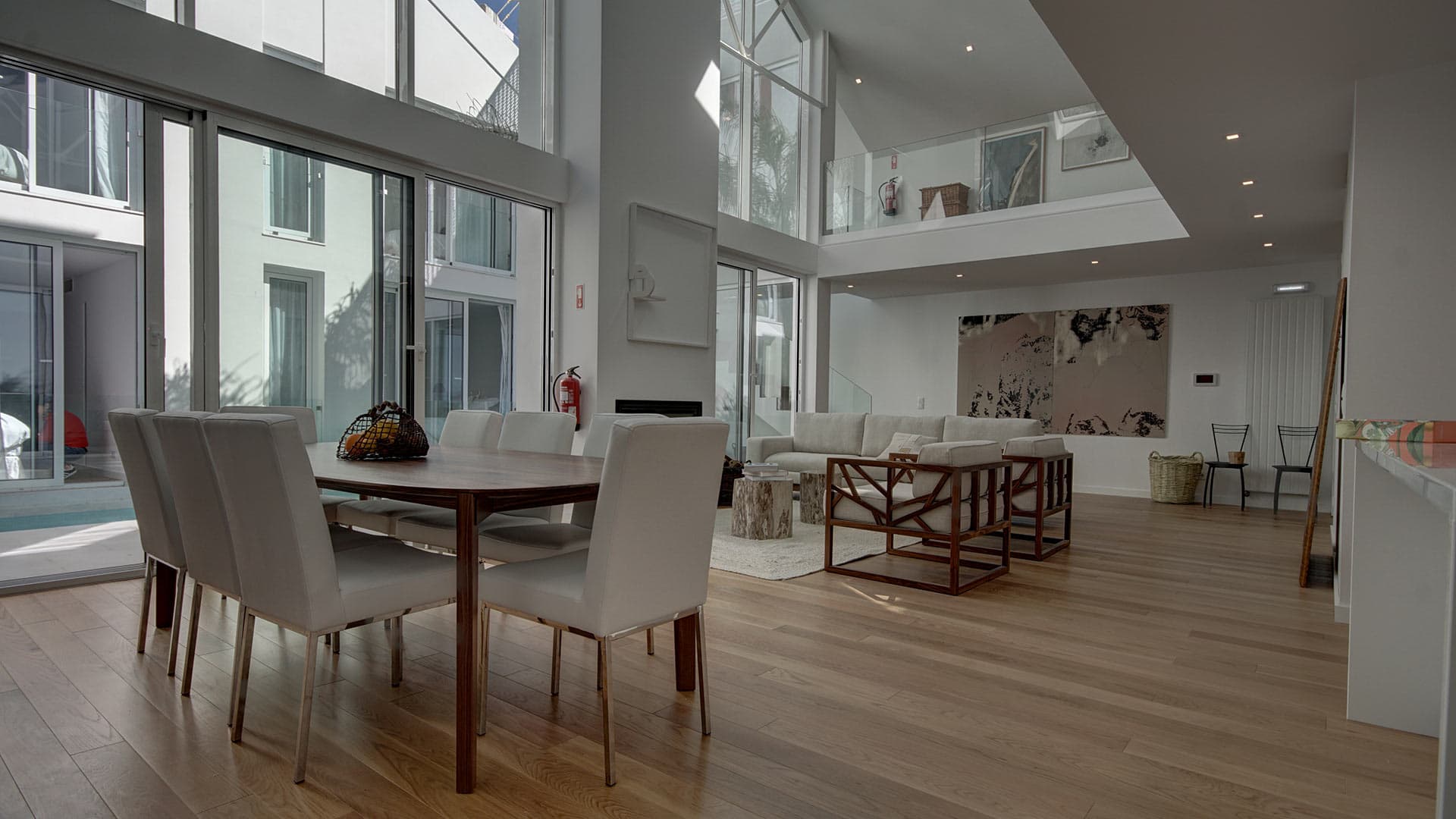 Luxury villa rentals Leitao Lisbon