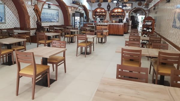 2 Irmãos restaurant in Faro