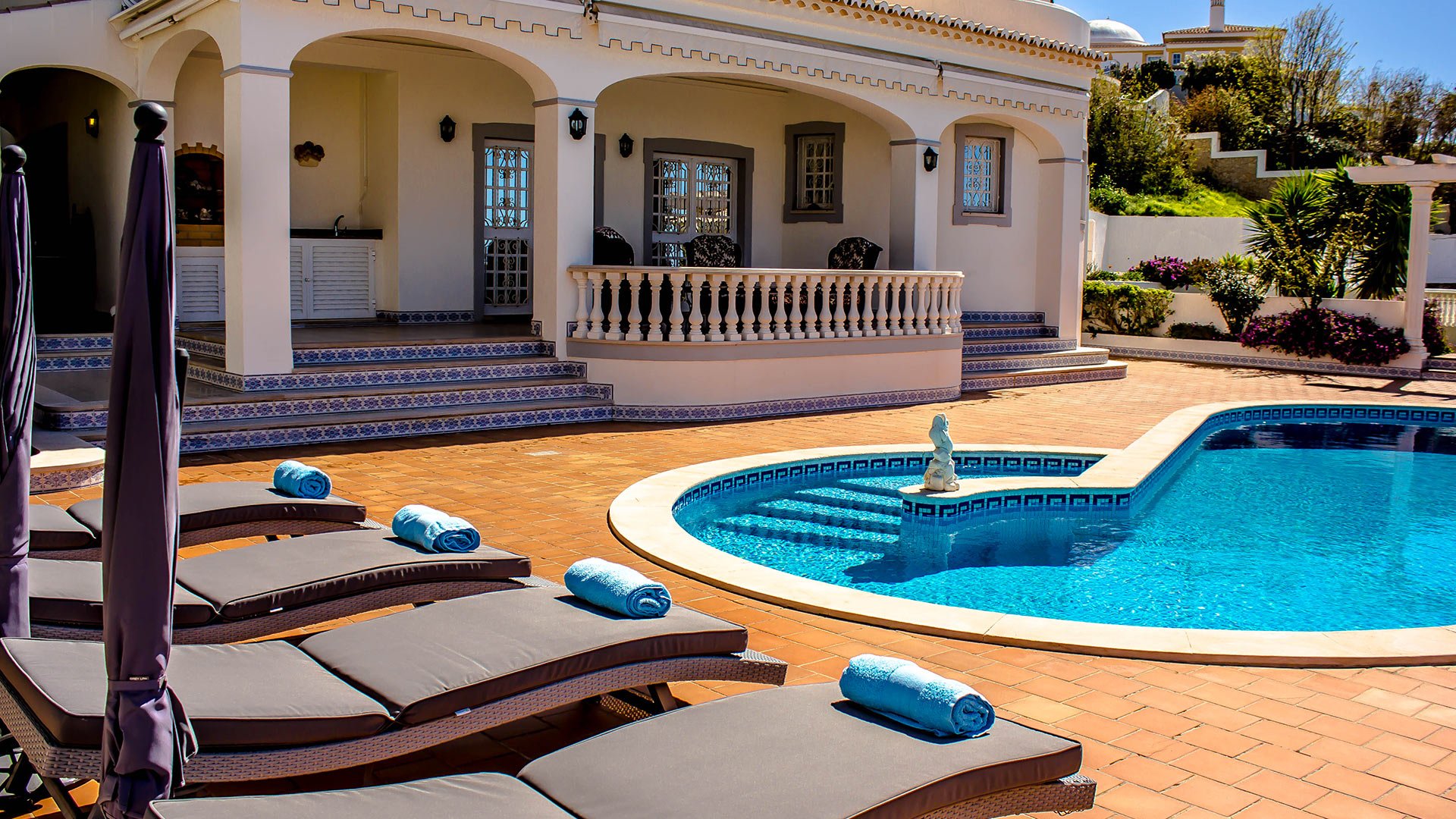 Luxury villa rentals Albufeira Algarve Portugal: the TOP