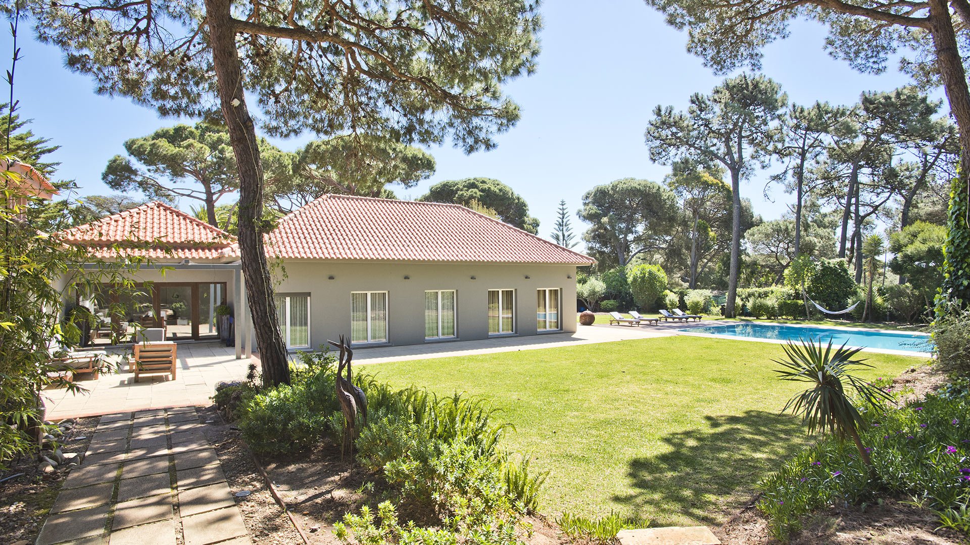 Guincho, luxury villa for rent Cascais