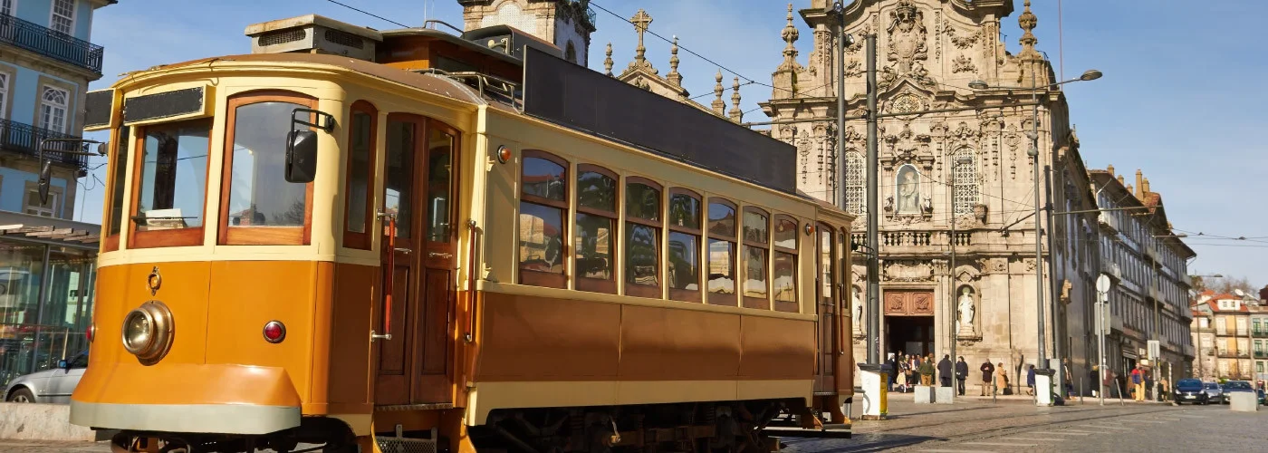 visit tramway Porto