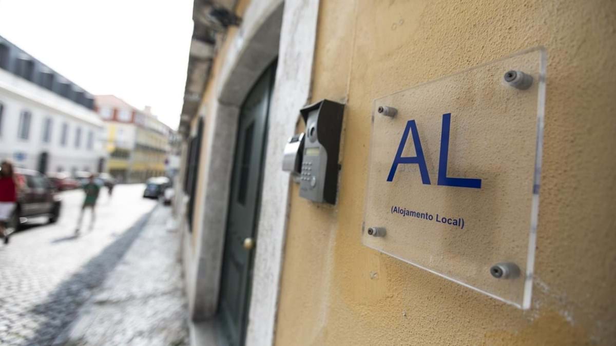 Create alojamento local portugal