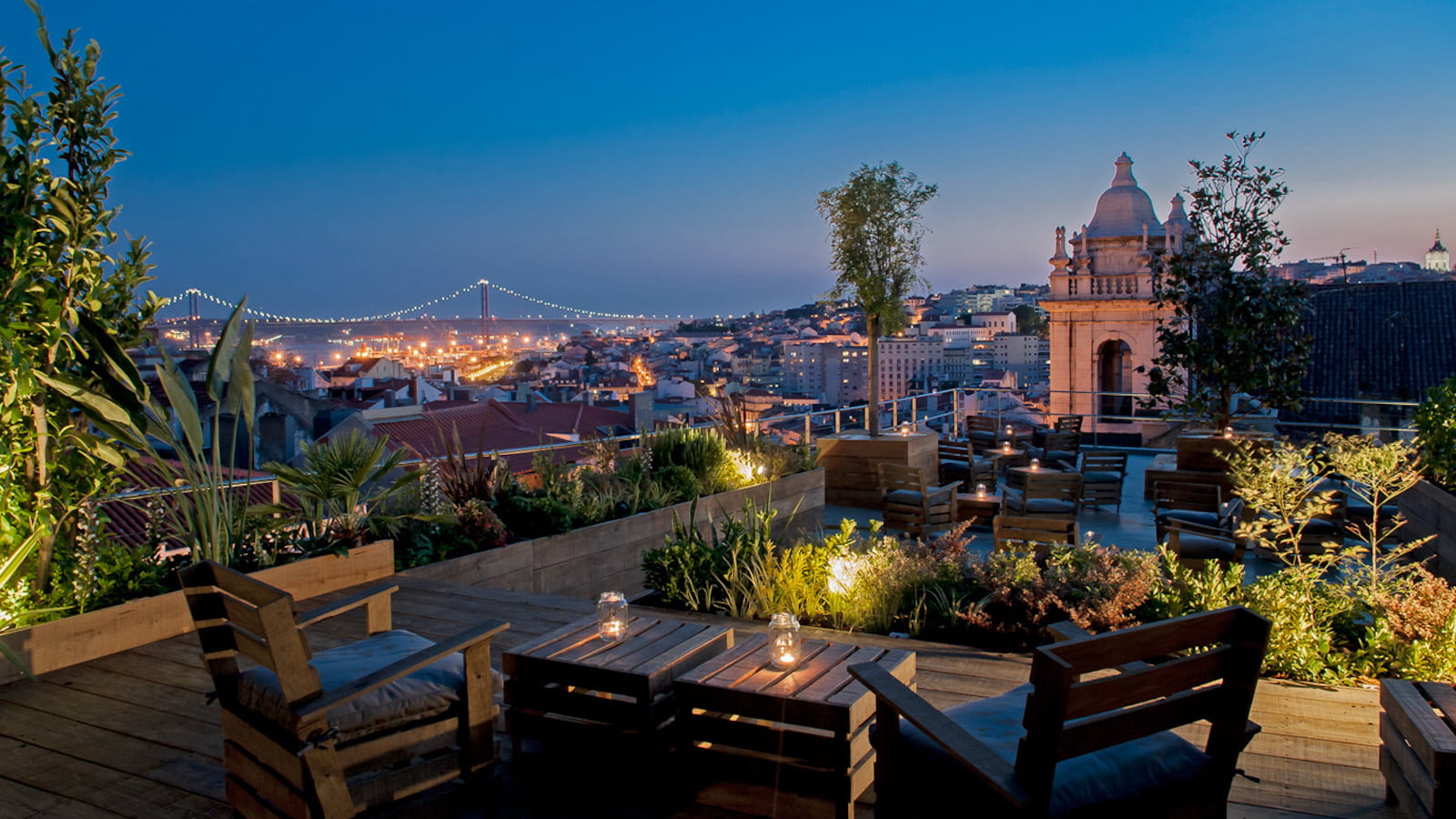 Park Bar rooftop lisbon