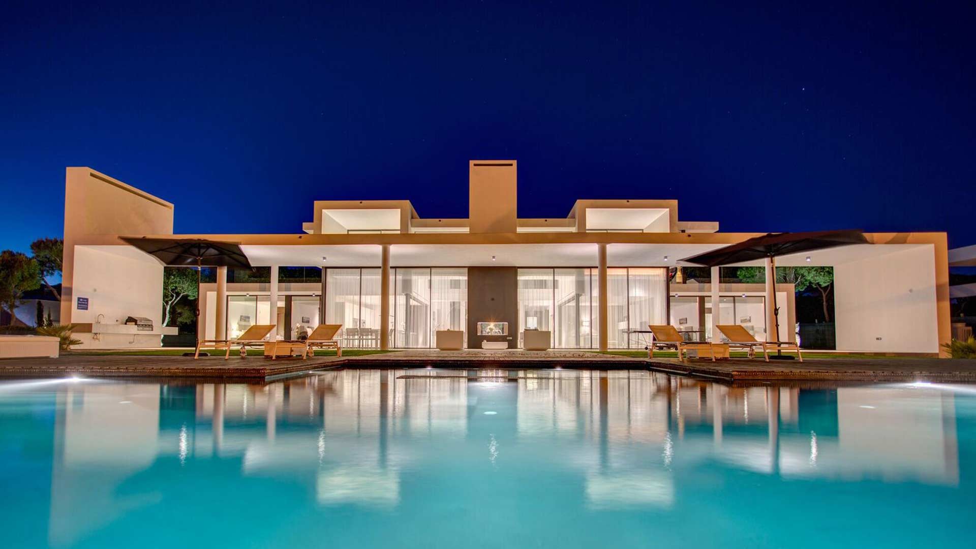 Millennium, luxury villa for rent in Vilamoura in algarve