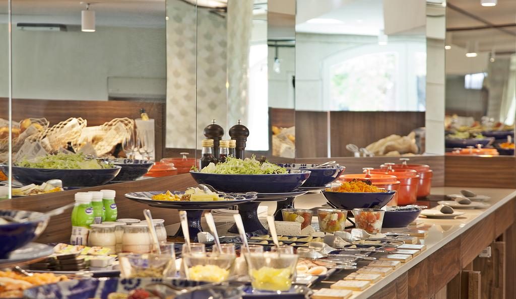 Historic Corpo Santo Hotel in Lisbon