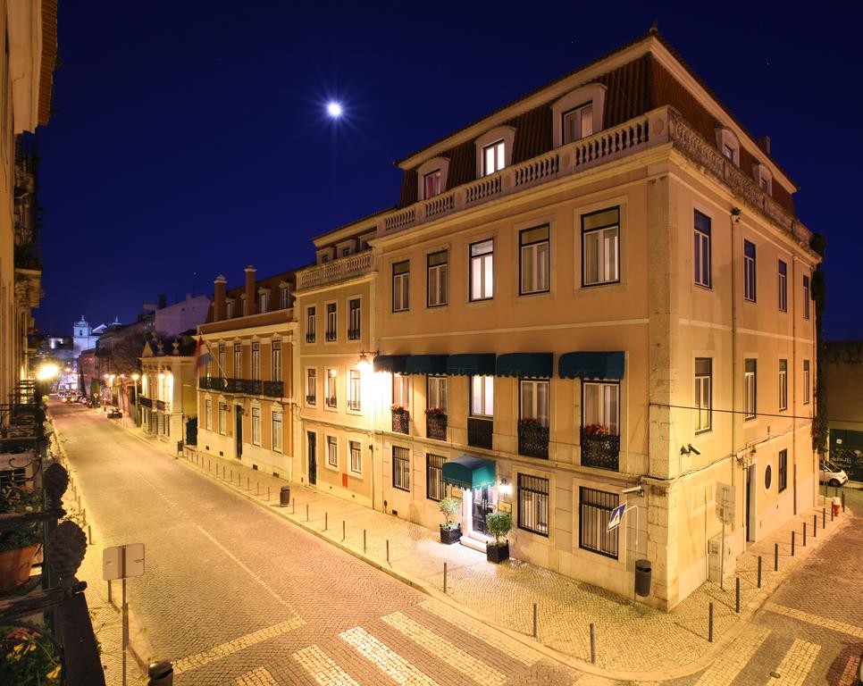 Hotel As Janelas Verdes in Lisbon