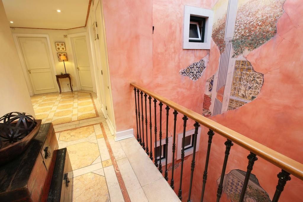 Hotel As Janelas Verdes in Lisbon