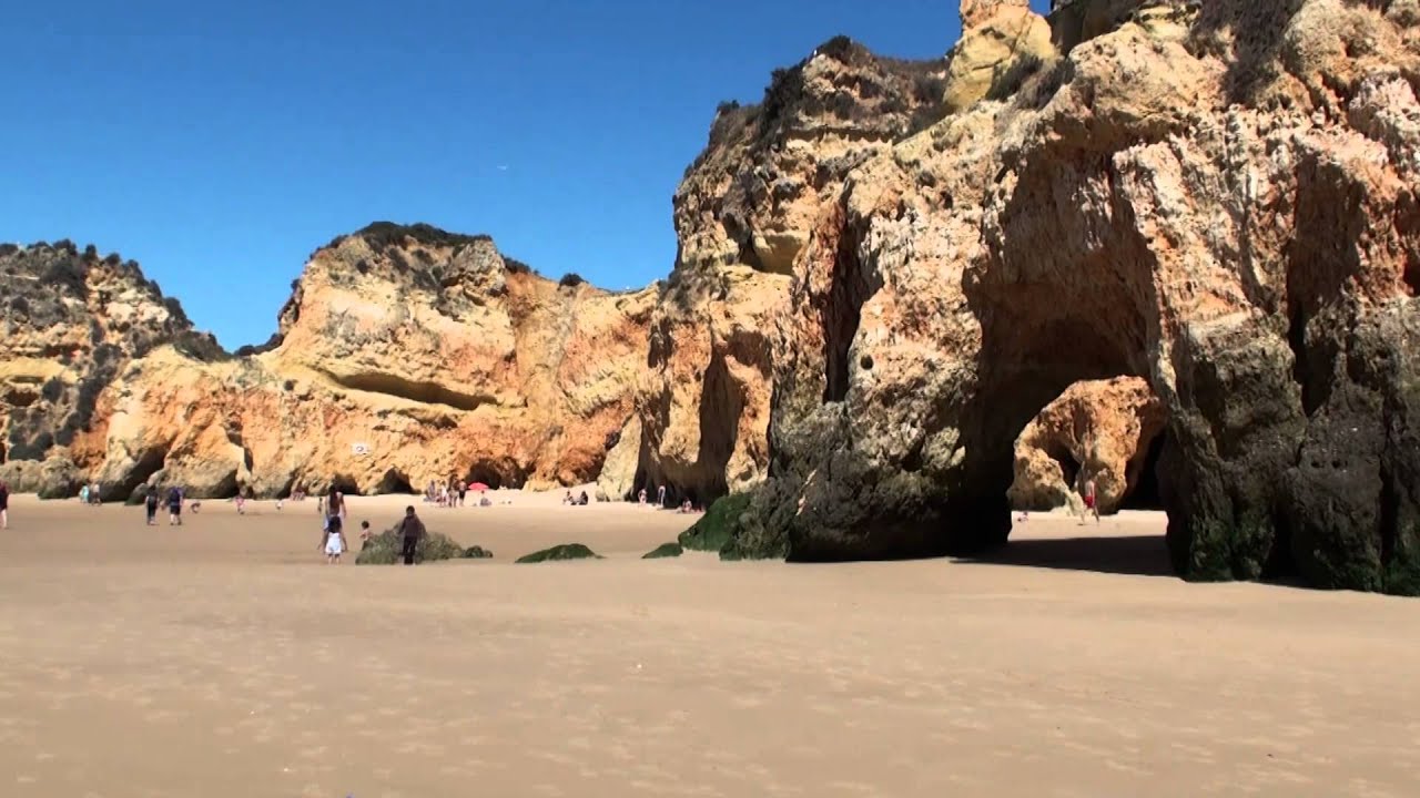 praia tres irmaos algarve