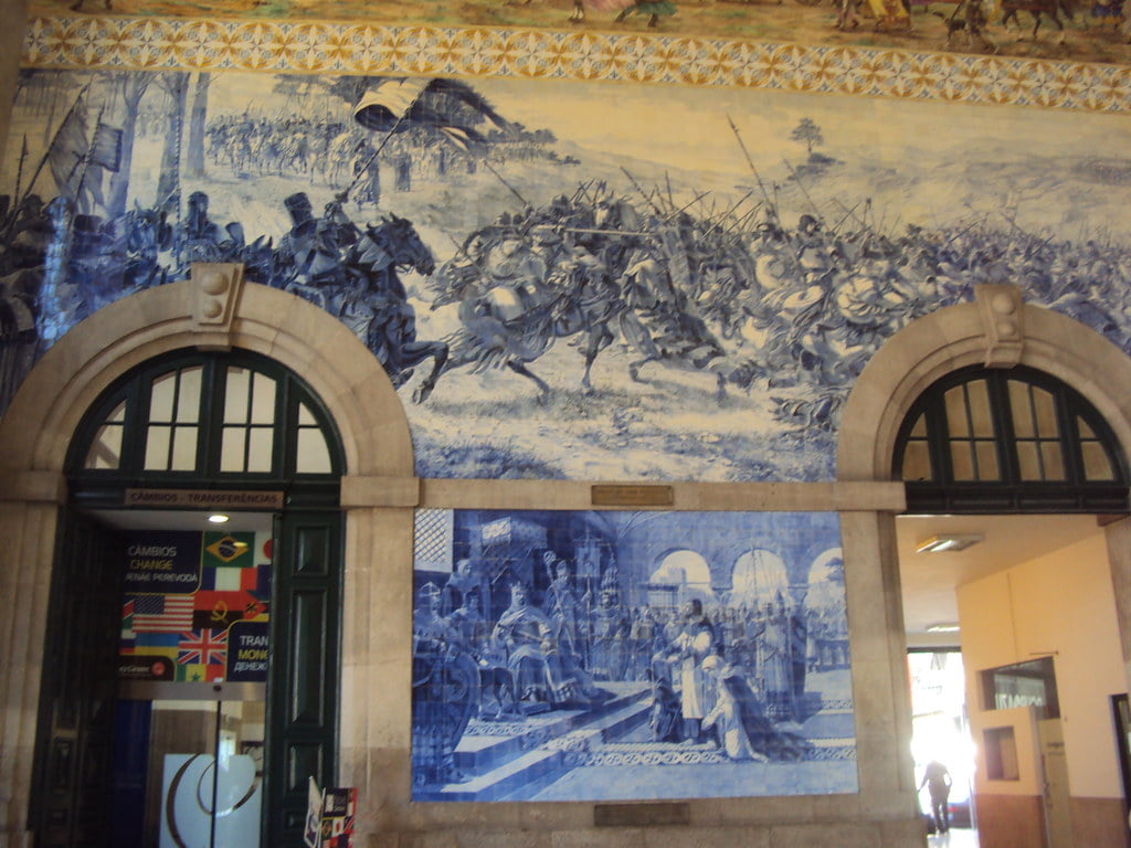 visit Sao Bento Porto