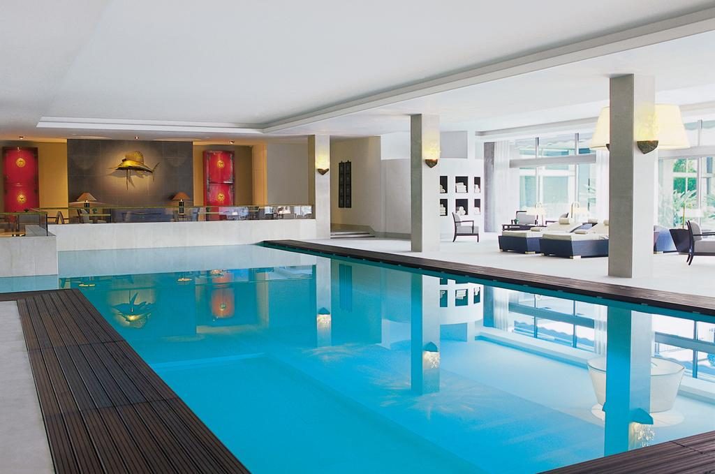 Hotel romantique Ritz Lisbonne piscine