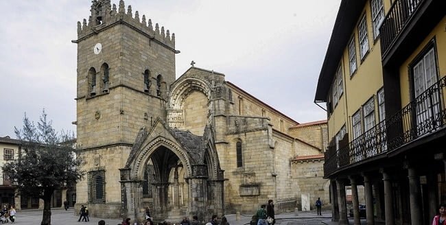 Igreja Nossa Senhora da Oliveira Guimaraes